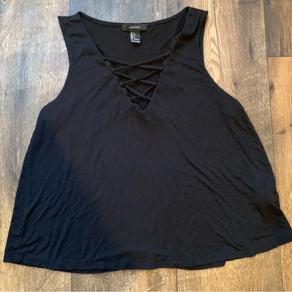 🚨FINAL PRICE🚨 Forever 21 Women’s Lattice Top - Picture 4 of 5